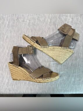 Vince “Stefania” Suede Espadrille Wedge Sandals | Quiet Luxury | Pumice | Size 8